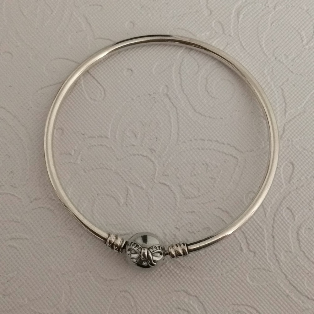 Pandora Bow Bangle